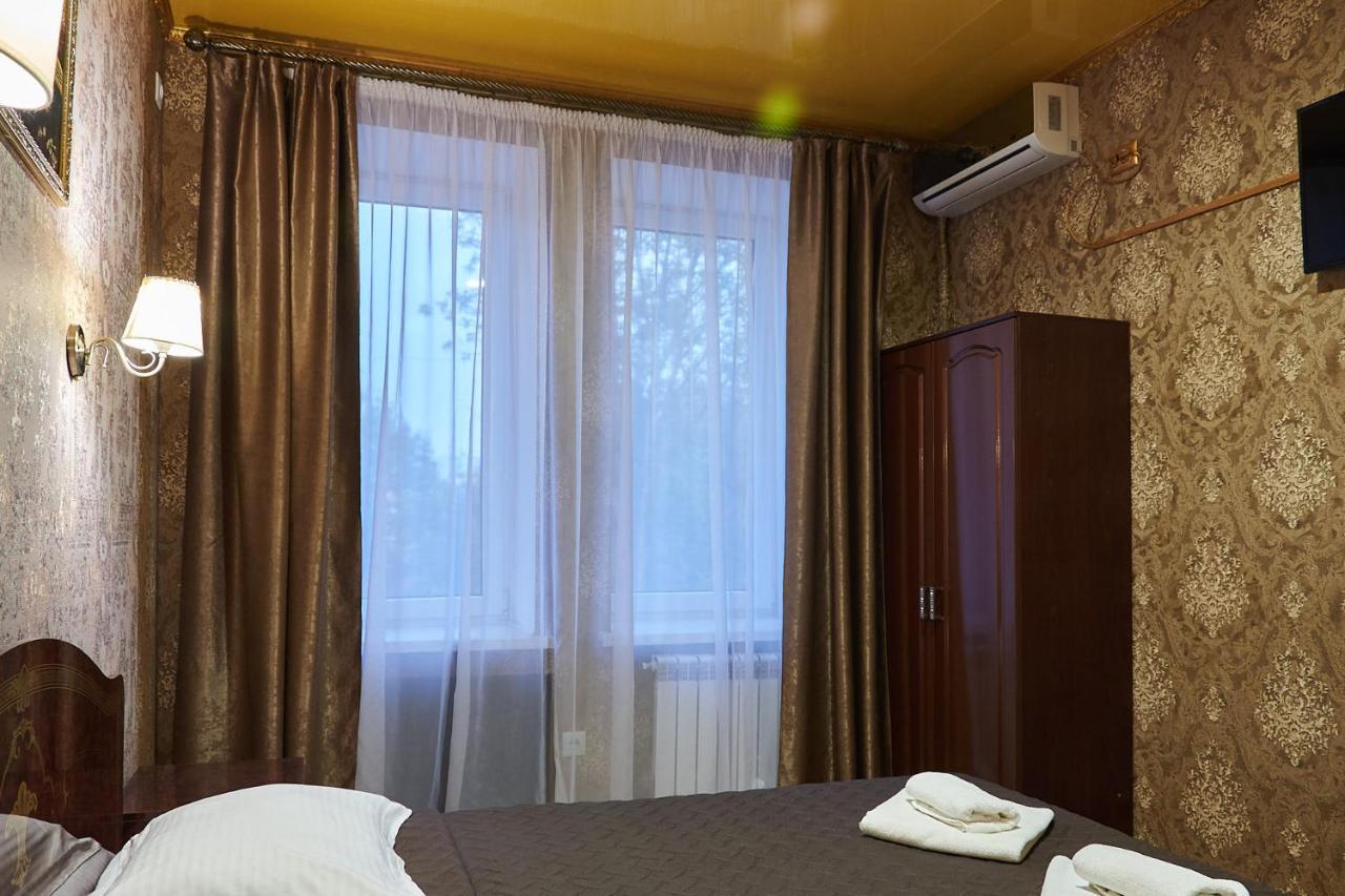 Hotel Royal Poltava Exteriör bild