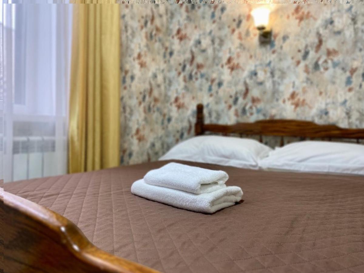 Hotel Royal Poltava Exteriör bild